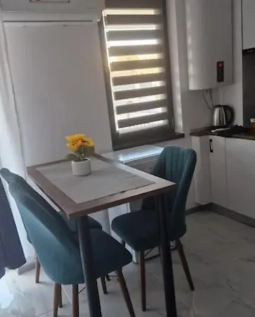 Raul Apartment Saturn